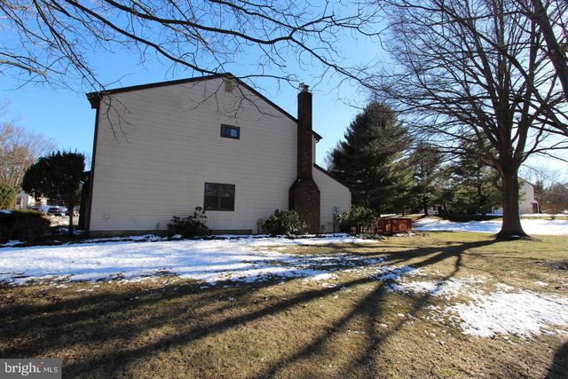 138 LEAH CT, Dayton, NJ 08810