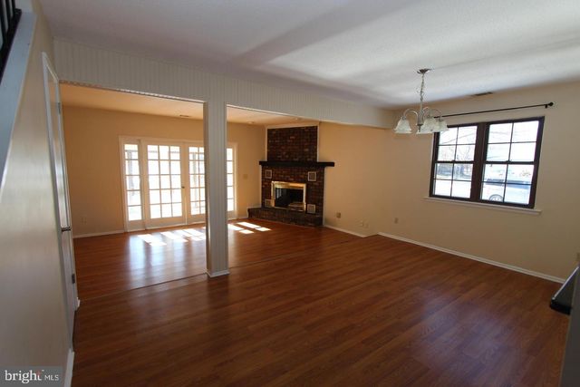 138 LEAH CT, Dayton, NJ 08810