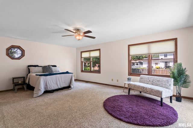 2529 Wydown Avenue, Springfield, IL 62704