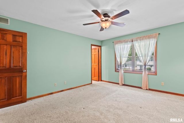 2529 Wydown Avenue, Springfield, IL 62704