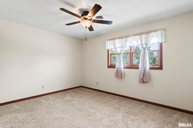 2529 Wydown Avenue, Springfield, IL 62704