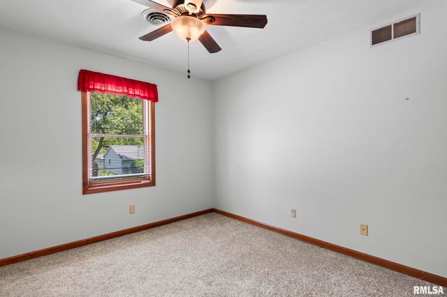 2529 Wydown Avenue, Springfield, IL 62704