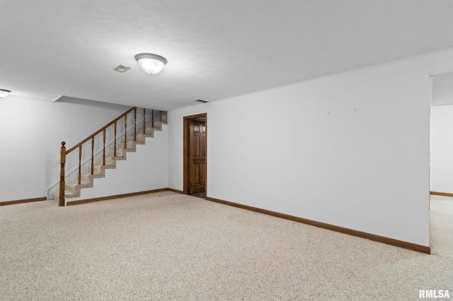 2529 Wydown Avenue, Springfield, IL 62704