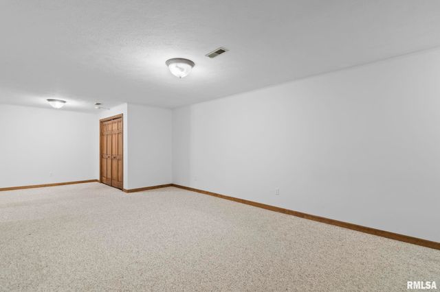 2529 Wydown Avenue, Springfield, IL 62704