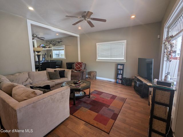 312 High Bank ST, Wallace, ID 83873