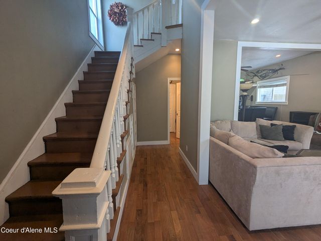 312 High Bank ST, Wallace, ID 83873