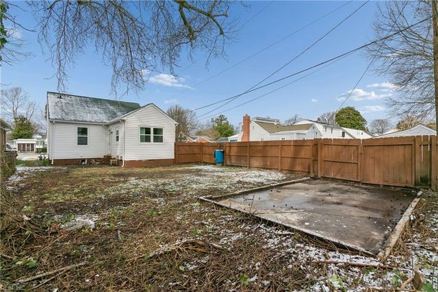 438 Highland AVE, Hampton, VA 23661