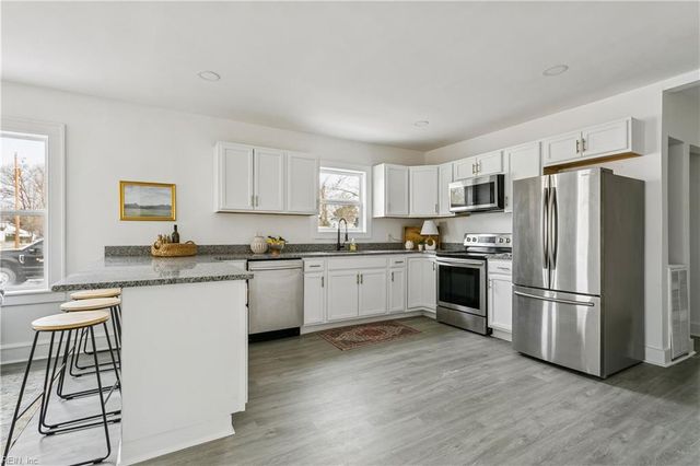 438 Highland AVE, Hampton, VA 23661