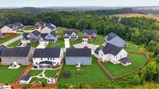 2102 Bluet Drive, Woodruff, SC 29388