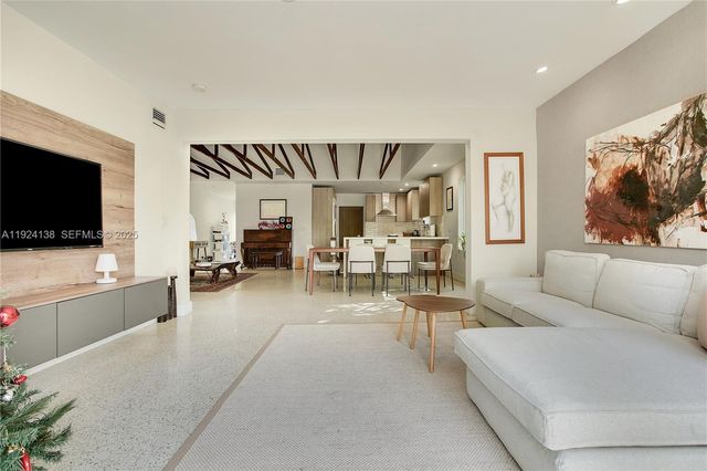 9008 Dickens Ave, Surfside, FL 33154