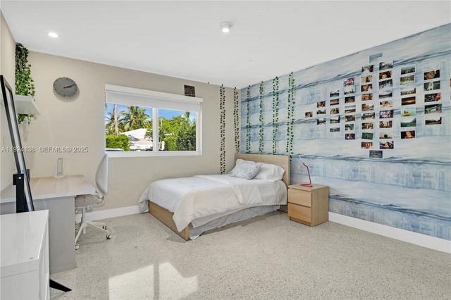 9008 Dickens Ave, Surfside, FL 33154