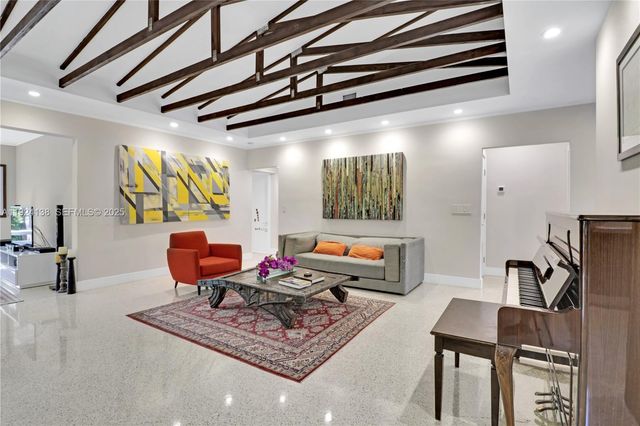 9008 Dickens Ave, Surfside, FL 33154