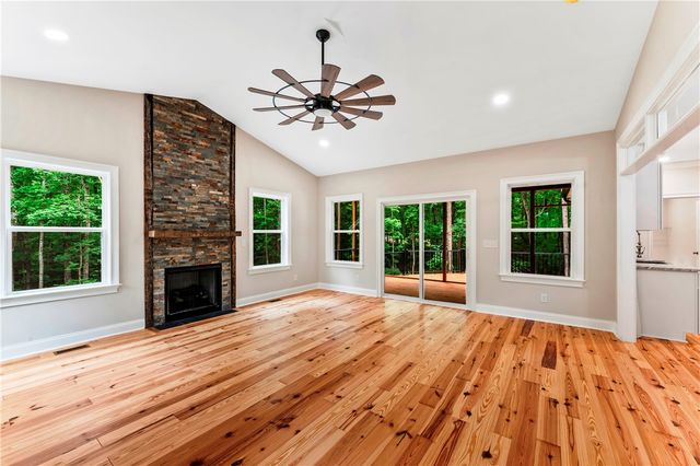 110 Gabriel Way, Pickens, SC 29671