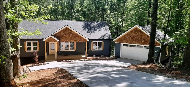 110 Gabriel Way, Pickens, SC 29671
