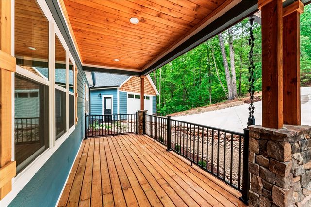 110 Gabriel Way, Pickens, SC 29671