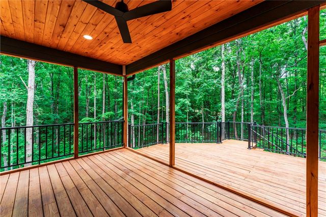 110 Gabriel Way, Pickens, SC 29671