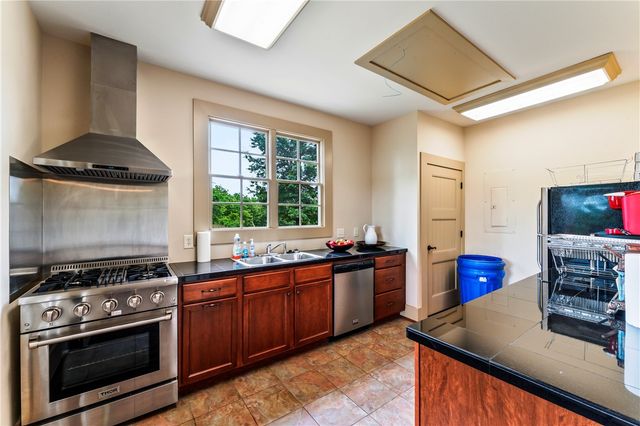 110 Gabriel Way, Pickens, SC 29671