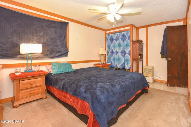 1014 W Samms Avenue, Port Orange, FL 32129