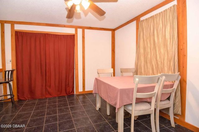 1014 W Samms Avenue, Port Orange, FL 32129