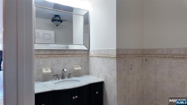 482 Morningside Avenue B, Fairview, NJ 07022