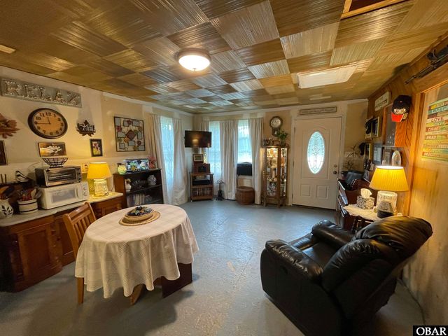 1101 W Kitty Hawk Road, Kitty Hawk, NC 27949