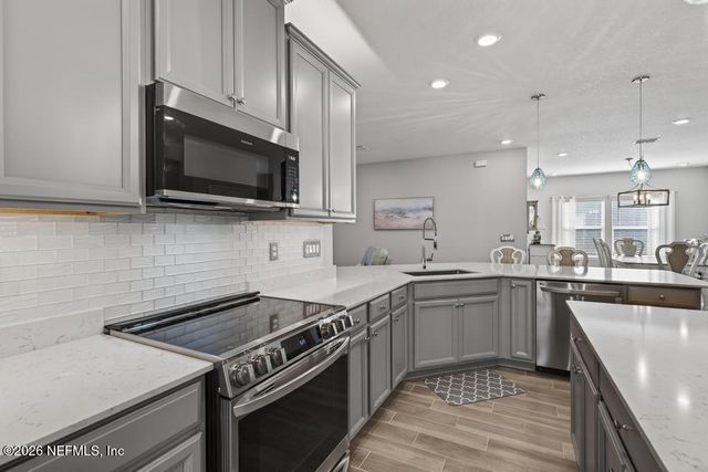 872 BROWN BEAR RUN, St. Johns, FL 32259