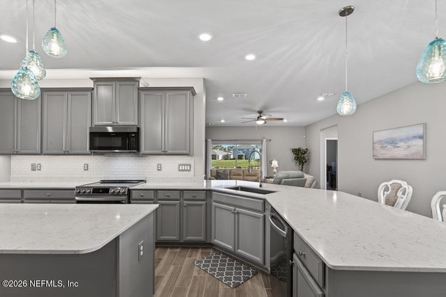 872 BROWN BEAR RUN, St. Johns, FL 32259