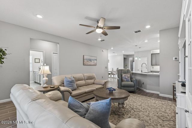872 BROWN BEAR RUN, St. Johns, FL 32259
