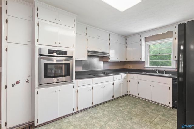 213 Monterey Circle, Gadsden, AL 35901