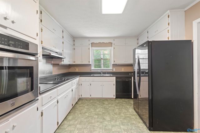 213 Monterey Circle, Gadsden, AL 35901