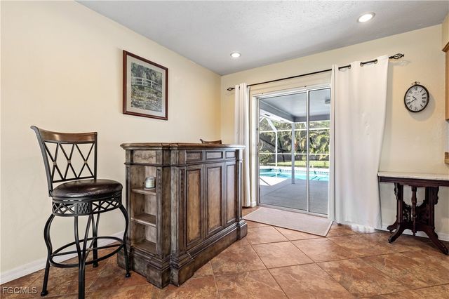 3802 SE 4th AVE, Cape Coral, FL 33904