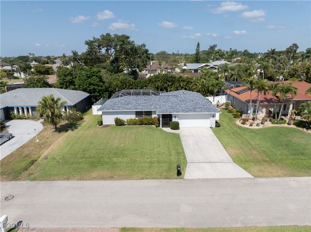 3802 SE 4th AVE, Cape Coral, FL 33904