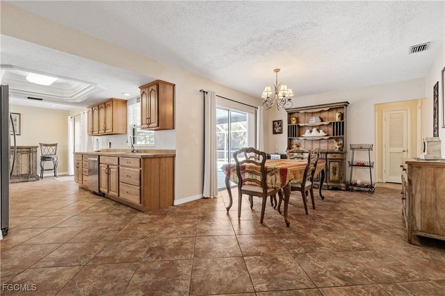 3802 SE 4th AVE, Cape Coral, FL 33904