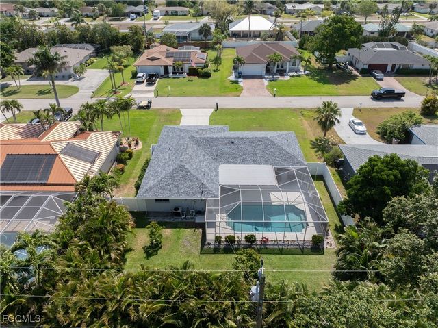 3802 SE 4th AVE, Cape Coral, FL 33904