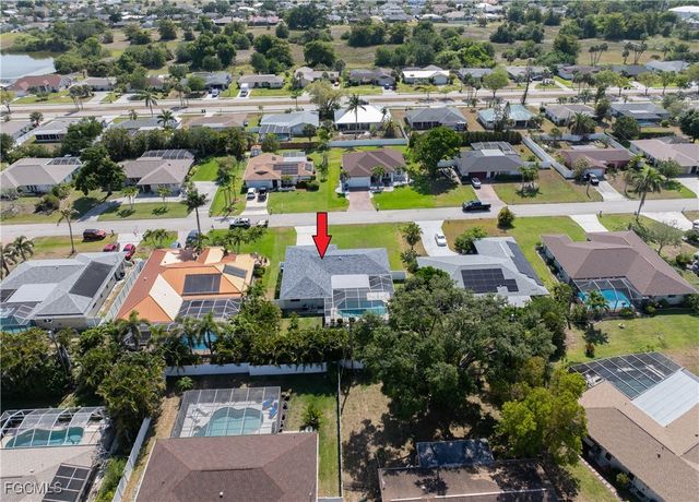 3802 SE 4th AVE, Cape Coral, FL 33904