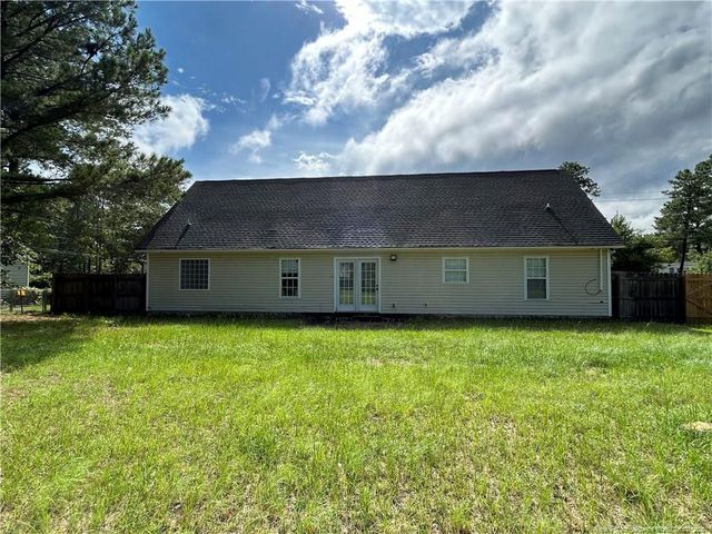10005 Rockfish Road, Raeford, NC 28376