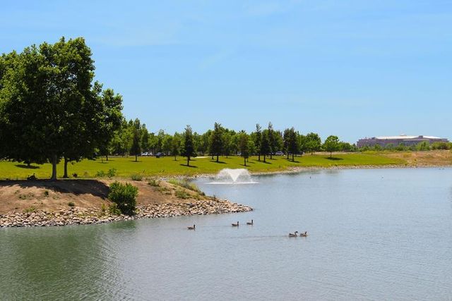 2916 N Platte Way, Sacramento, CA 95835