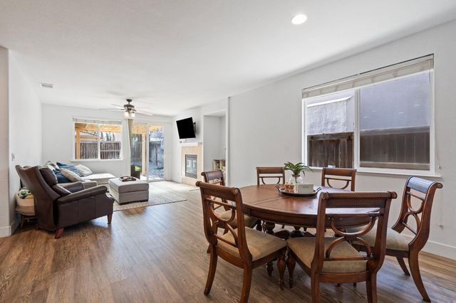 2916 N Platte Way, Sacramento, CA 95835