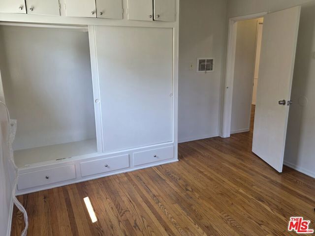 1532 N Harvard Boulevard 8, Los Angeles, CA 90027