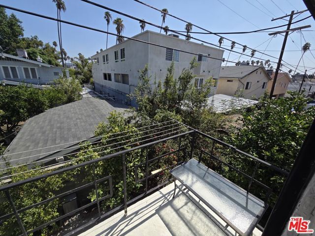 1532 N Harvard Boulevard 8, Los Angeles, CA 90027