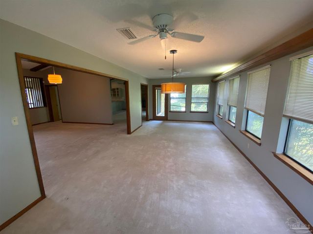 8874 Burning Tree Rd, Pensacola, FL 32514