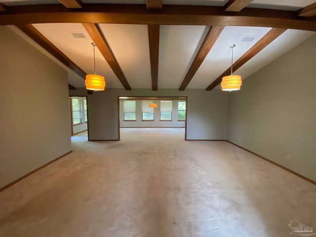 8874 Burning Tree Rd, Pensacola, FL 32514