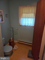 4942 W ELIZABETHTOWN RD, Manheim, PA 17545