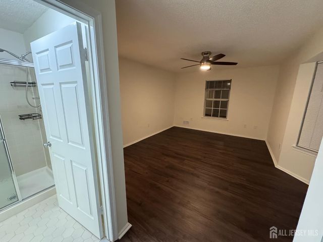 93 Caitlin Court, Franklin, NJ 08823