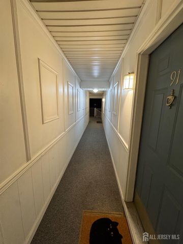 93 Caitlin Court, Franklin, NJ 08823