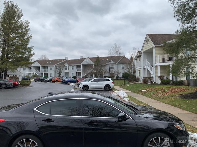 93 Caitlin Court, Franklin, NJ 08823