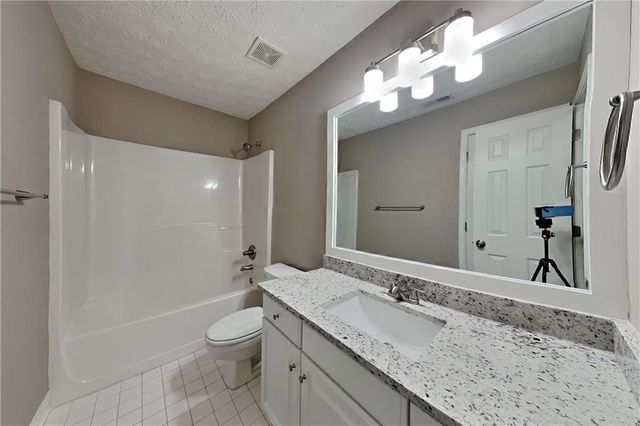 41 Ludwick Lane, Lawrenceville, GA 30046