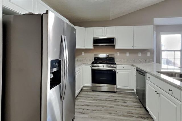 41 Ludwick Lane, Lawrenceville, GA 30046