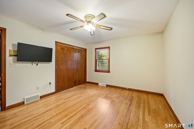 1140 Shepard Avenue, Hamden, CT 06514