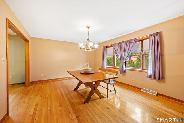 1140 Shepard Avenue, Hamden, CT 06514